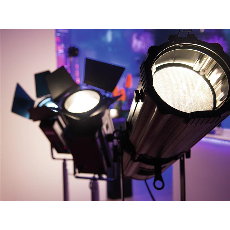 EUROLITE LED THA-250F 2700K-6500K Theater Spot